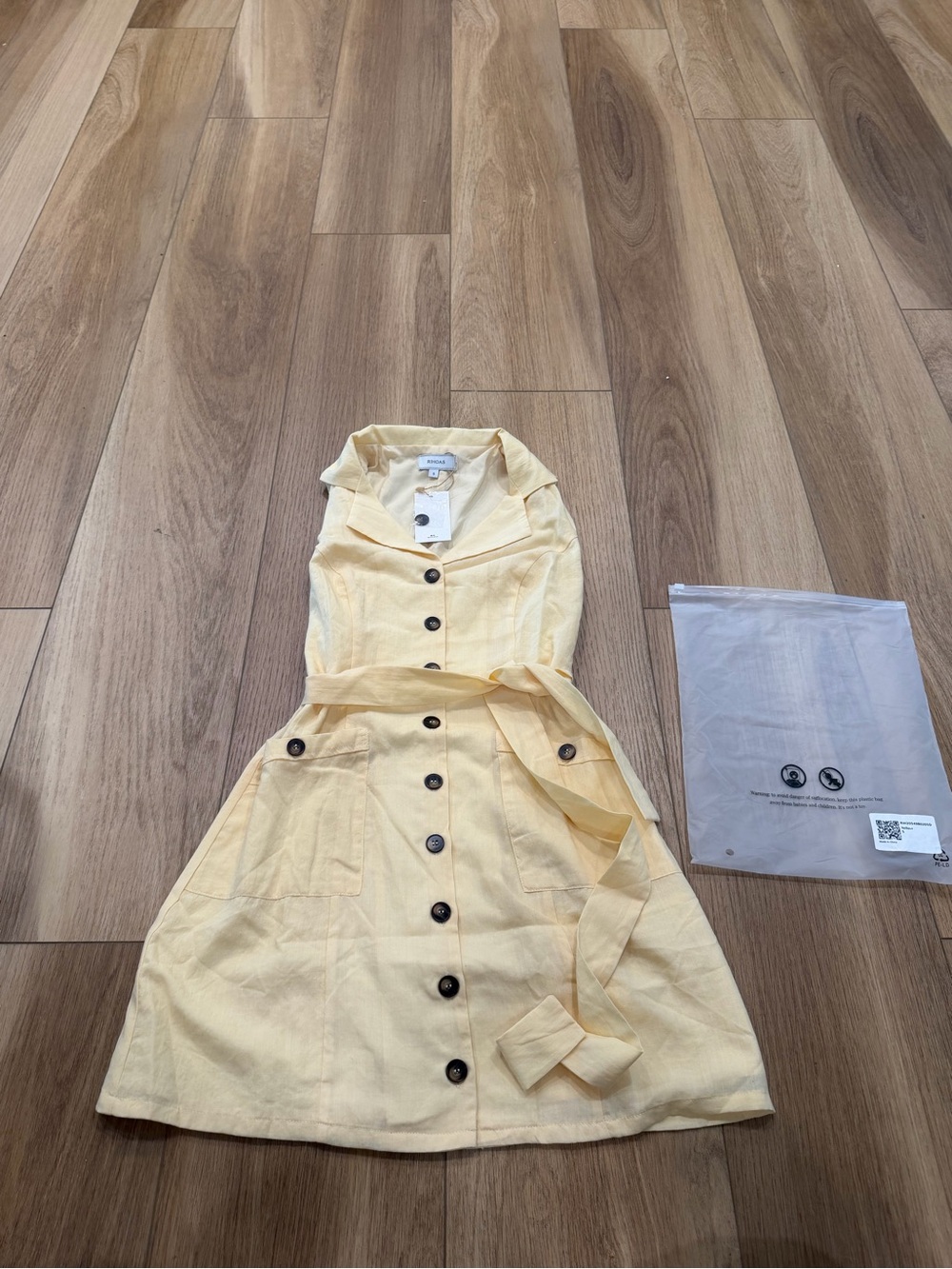 Rihoas Yellow Button-Front Sleeveless Shirt Dress